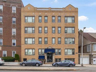 6405 Blvd E APT B2