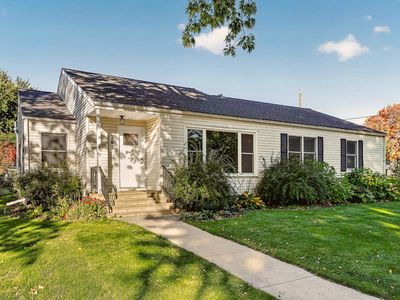 307 2nd Ave NW