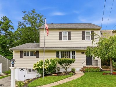 93 Yawpo Ave