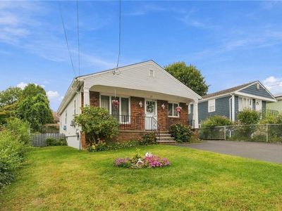 25 Sherman Ave