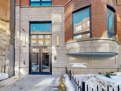 50 Symphony Rd Unit 402