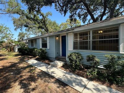 8618 N Orangeview Ave