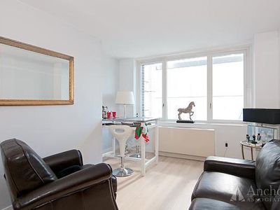 322 W 57th St APT 53R