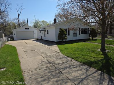 1072 Cloverlawn Dr