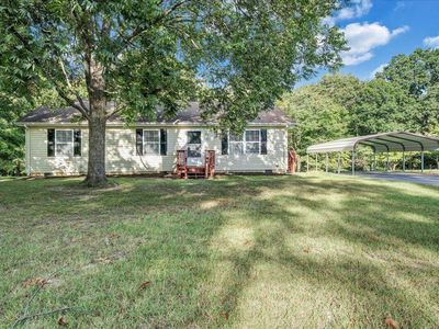 290 Fields Ave