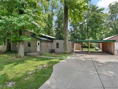 718 Meyers Grove Circle