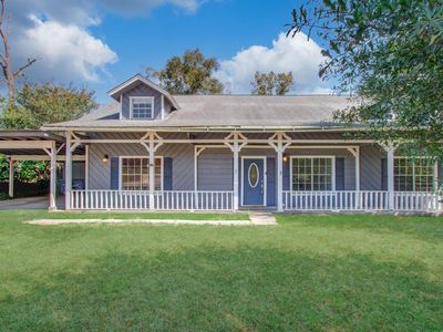 20593 Highway 105