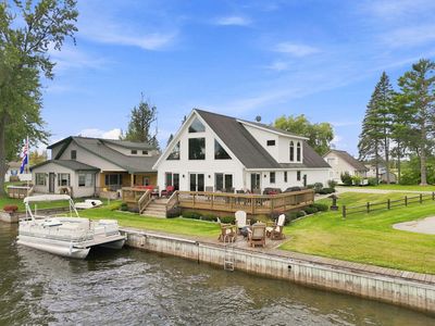 106 Holt Dr