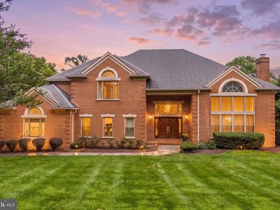 10005 Apple Hill Ct
