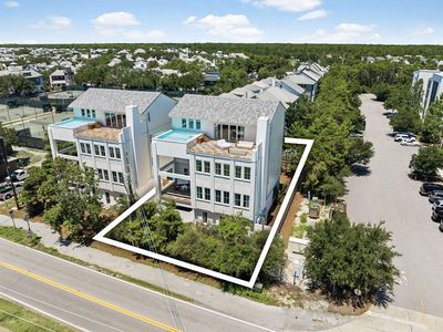 10785 E County Highway 30a St