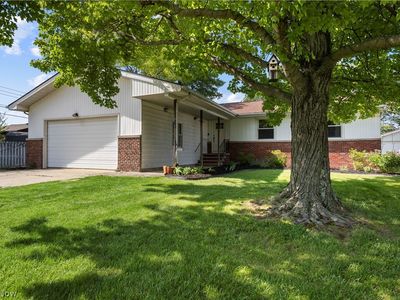 835 Columbia Dr