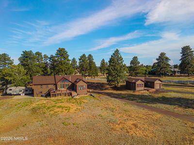 8611 N Pleasant Valley Way