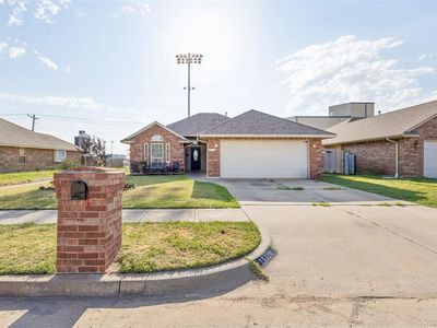 15900 Vicki Dr