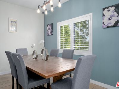 121 S Palm Dr APT 203