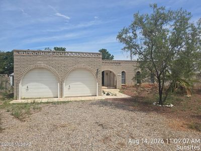 104 N Neff Pl