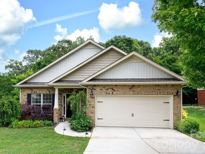 932 Catawba Wells Ct