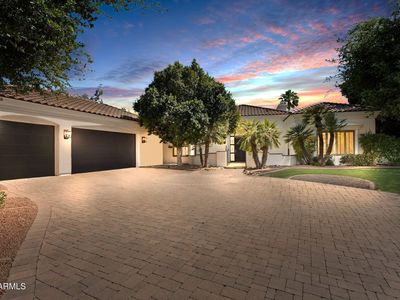 8757 E SHARON Drive
