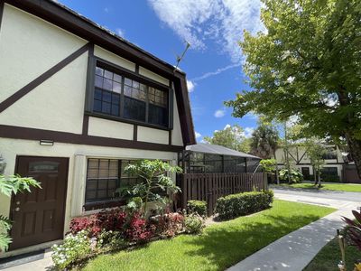 138 Weybridge Circle #B