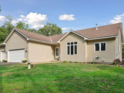 13185 Island View Dr NW