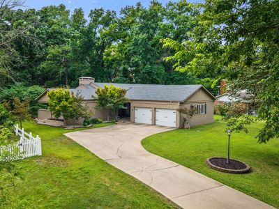 1413 Brookside Pkwy