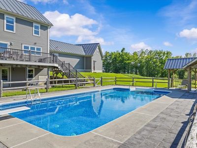 3072 Upper Pleasant Valley Road