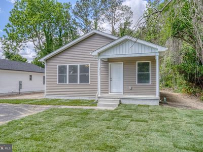 207 Charles Way