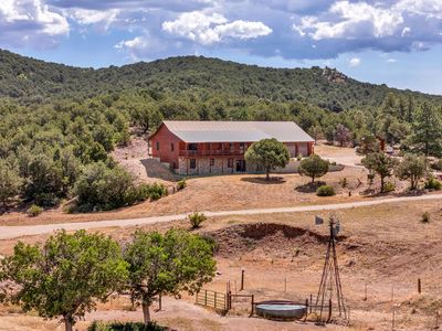 1105 Mitchell Mountain Rd