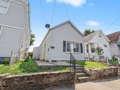 130 4th Ave