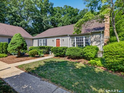 6 Essex Lane #6