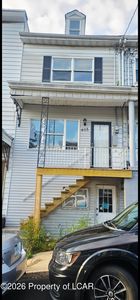 403 W Cherry St