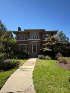 1011 Marion Rd