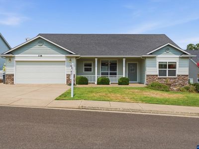 338 NW Ivy Ave
