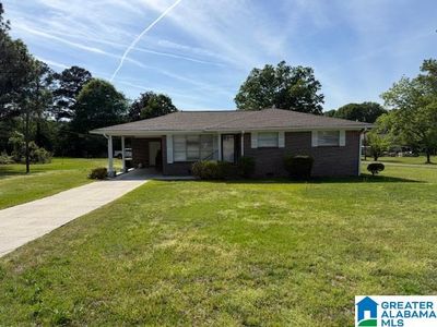 6049 Gwin Cir