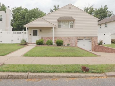 15234 Bernita Dr