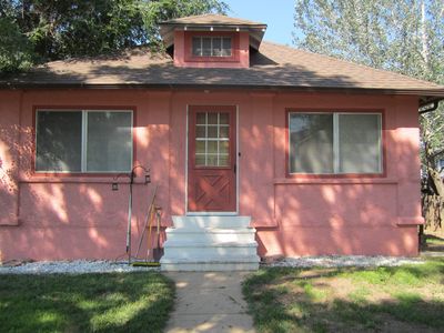Property at 102 N 6th St, Hot Springs, SD
