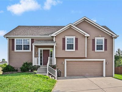 502 Lake Meadows Dr
