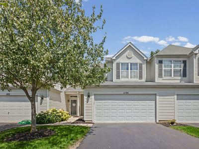 Property at 1104 Colonial Dr, Joliet, IL