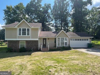 2436 Stratford Ct