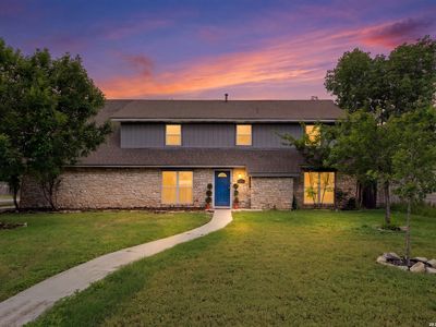 827 Briarcliff Dr