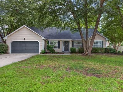 302 Carriage Ct