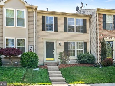 72 Hickory Ln