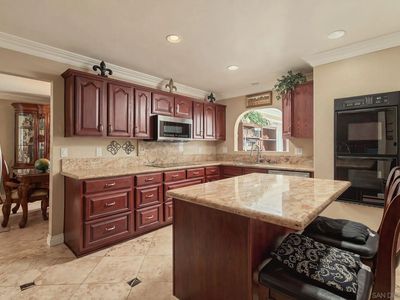 11322 Surco Dr