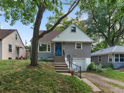 1935 Ulysses St NE