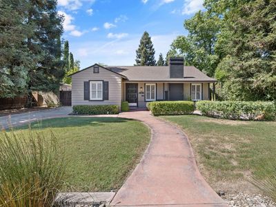 1708 W Myrtle Avenue