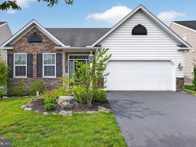 135 Goldenfield Dr