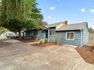 7614 SE 65th Ave