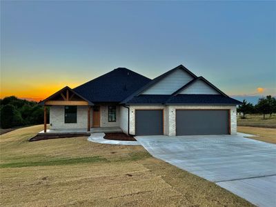 2079 Castle Dr