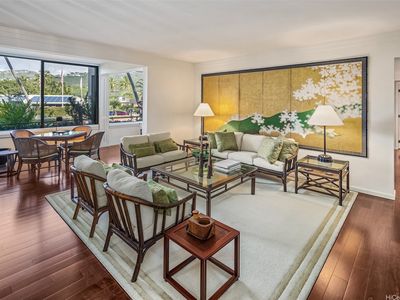 4999 Kahala Ave APT 101