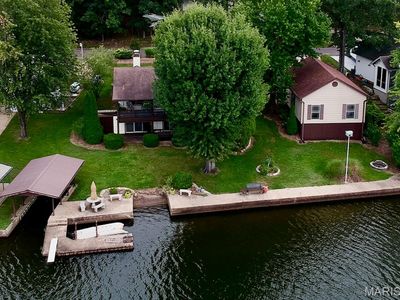 1787 Lake Shore Dr