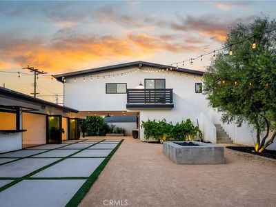 3000 Country Club Dr